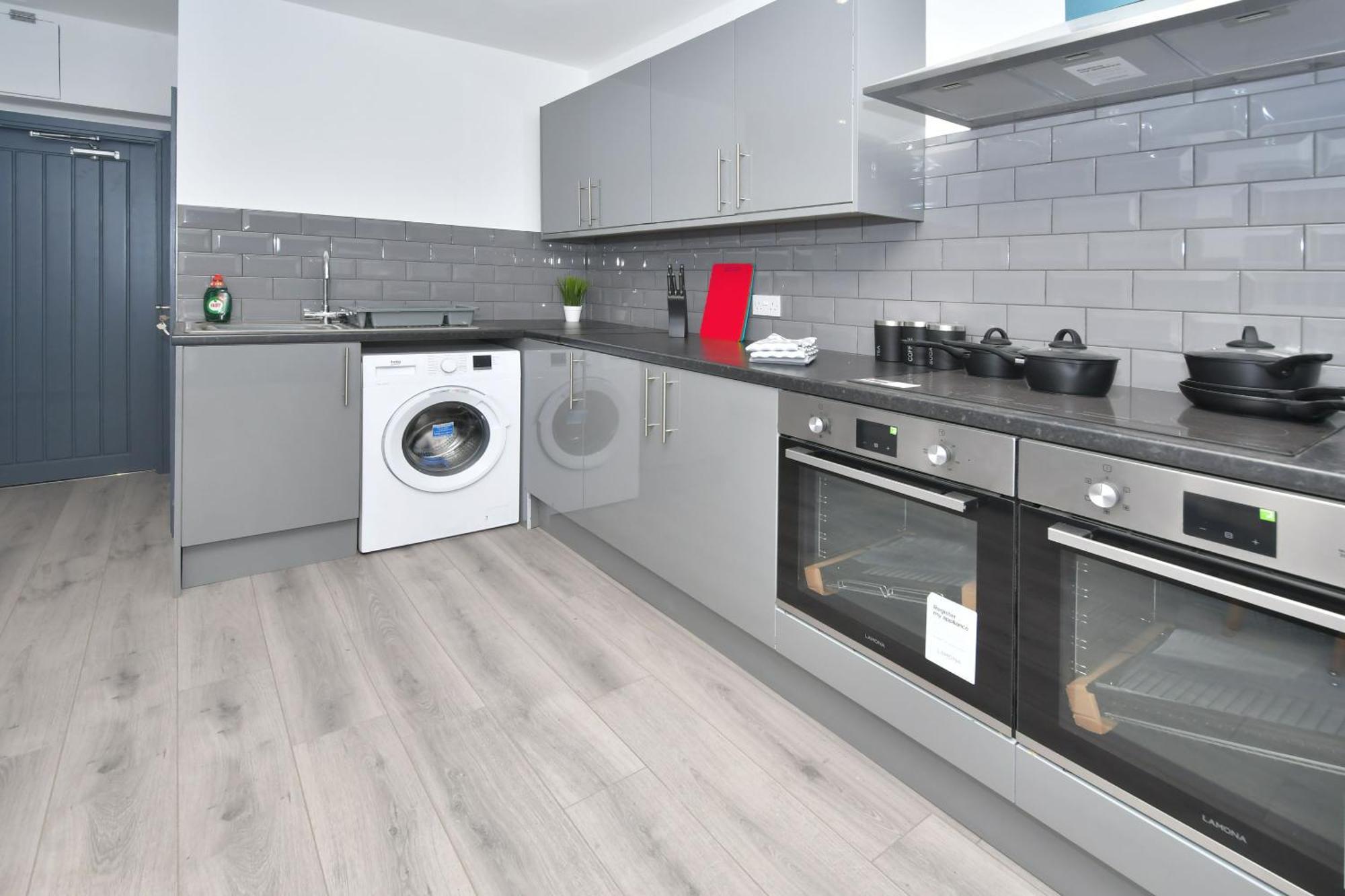 Townhouse @ 24 Brunswick Place Stoke Etruria Екстер'єр фото