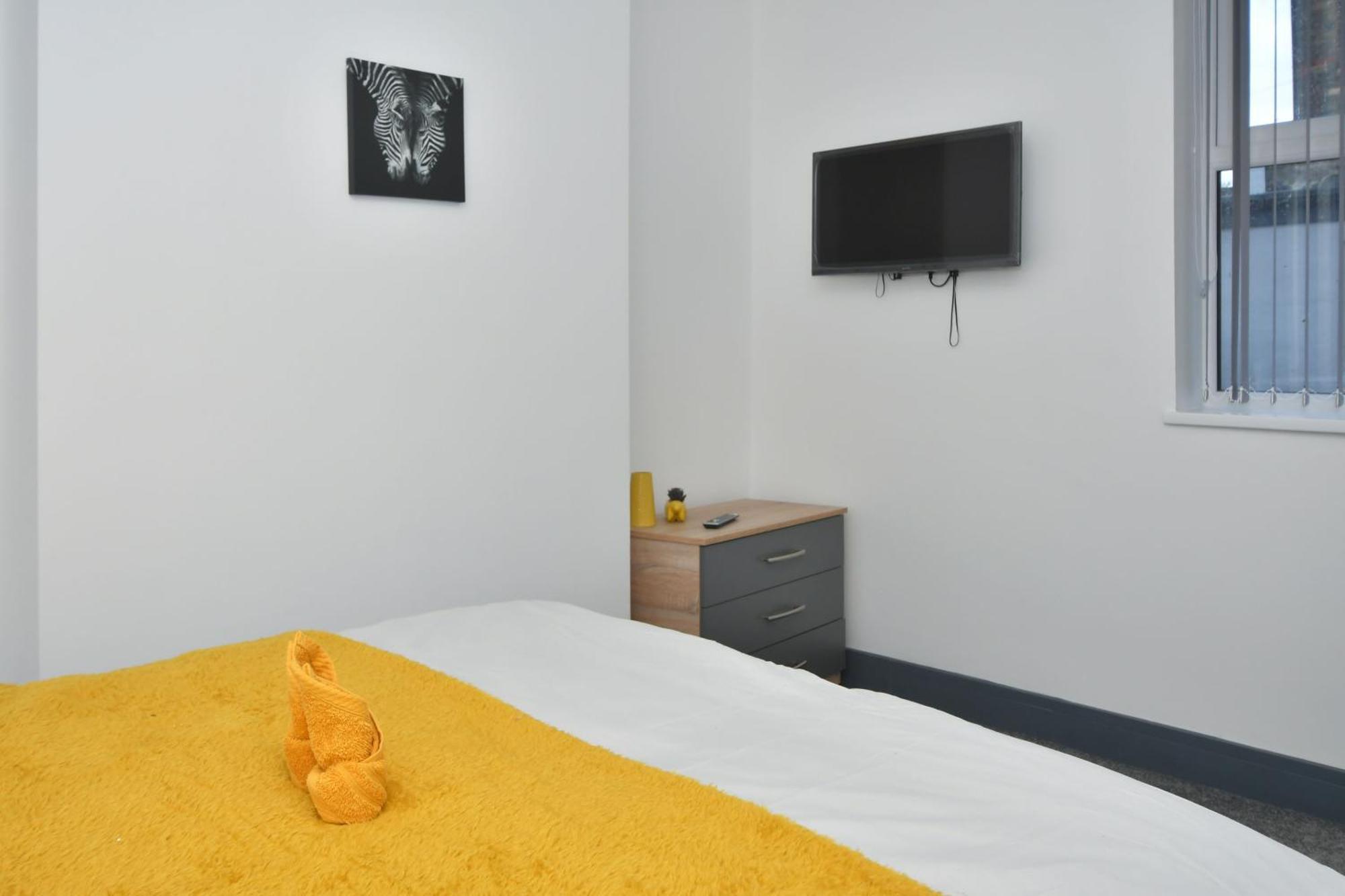Townhouse @ 24 Brunswick Place Stoke Etruria Екстер'єр фото