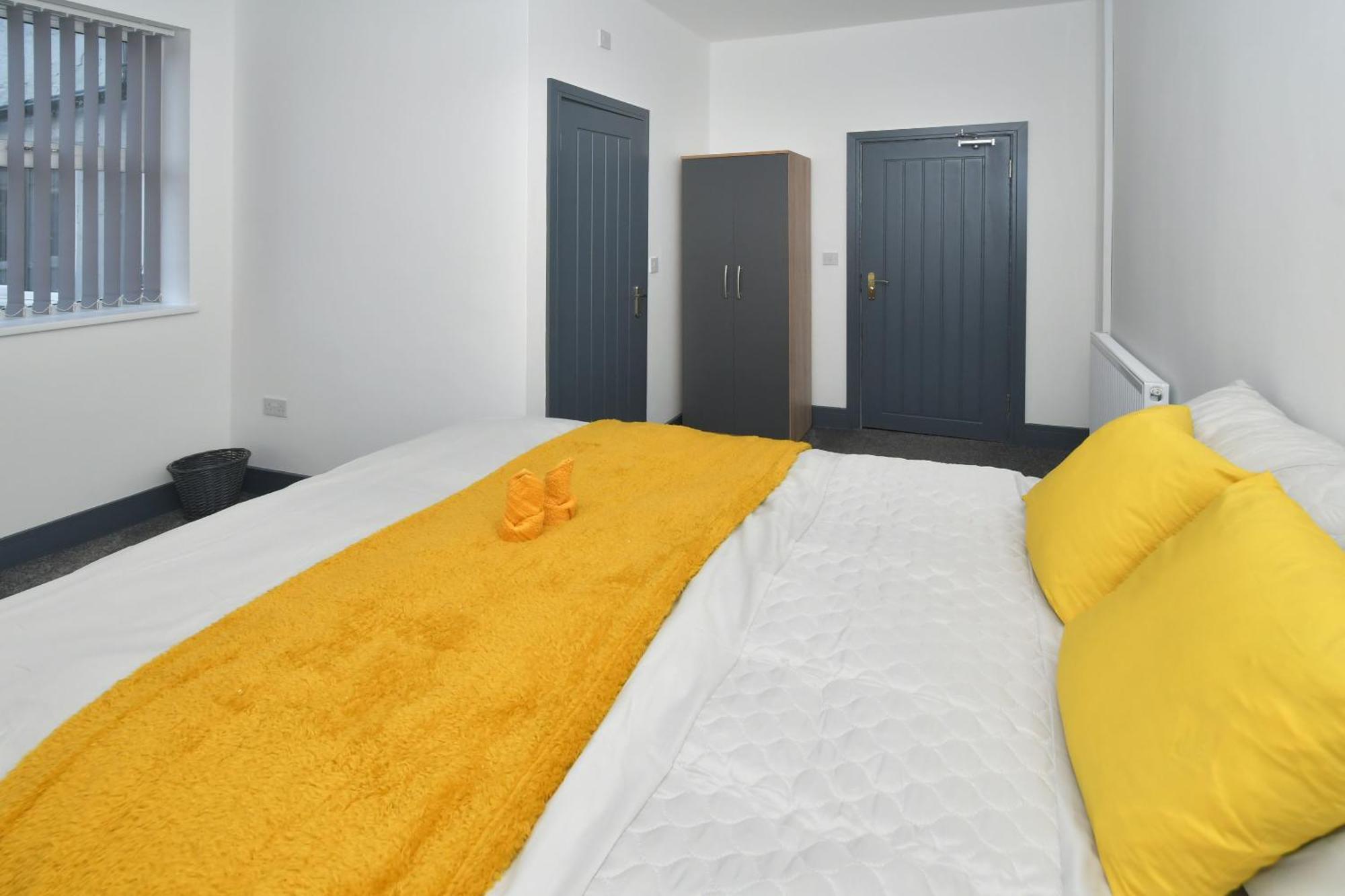 Townhouse @ 24 Brunswick Place Stoke Etruria Екстер'єр фото