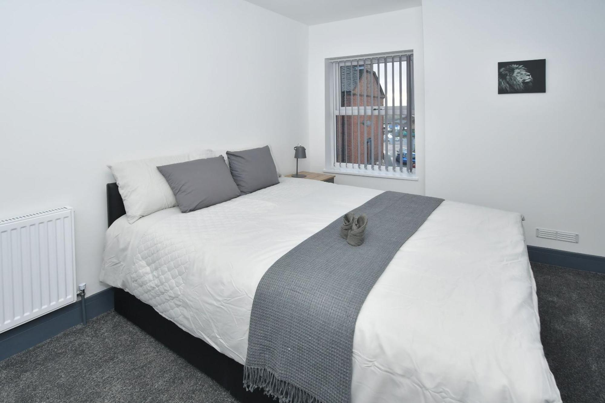 Townhouse @ 24 Brunswick Place Stoke Etruria Екстер'єр фото