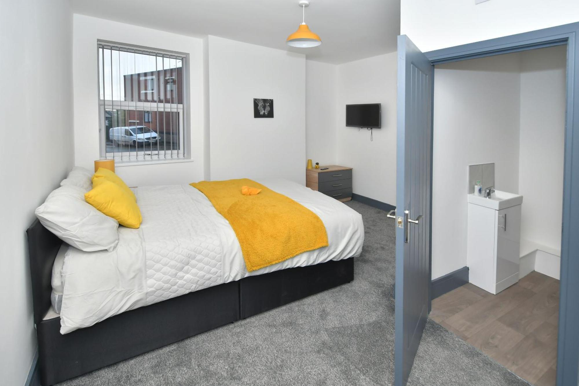 Townhouse @ 24 Brunswick Place Stoke Etruria Екстер'єр фото